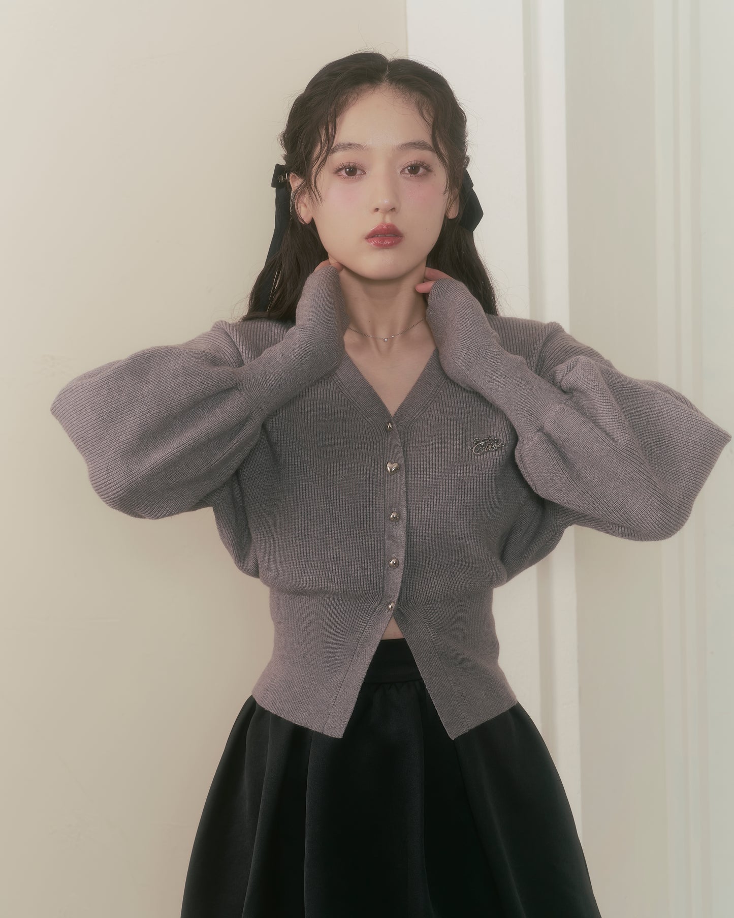 curve shape knit cardigan