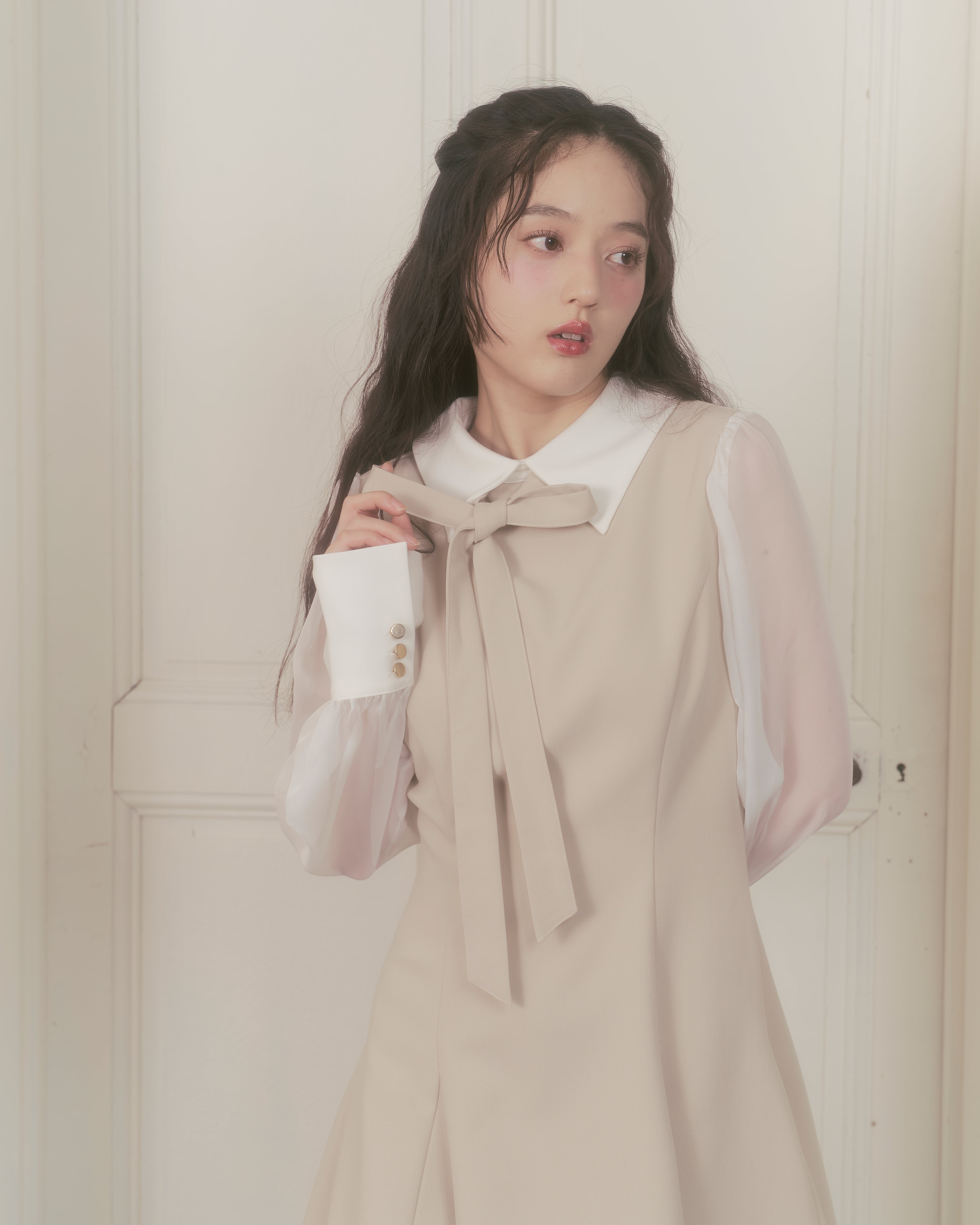 sheer sleeve flare one-piece グレー　Elise sheer sleeve flare one-piece – Élise